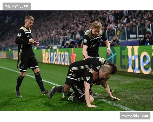 全面解析荷兰青训体系中埃因青年与阿贾青年之间的深层差异发展性